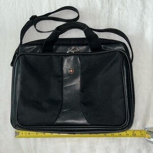 Wenger Swiss Gear 16” Computer Laptop Tablet Carrying Black Briefcase Travel Bag